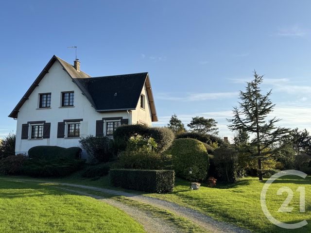 maison à vendre - 7 pièces - 185.7 m2 - BLAINVILLE SUR MER - 50 - BASSE-NORMANDIE - Century 21 Royer Immo