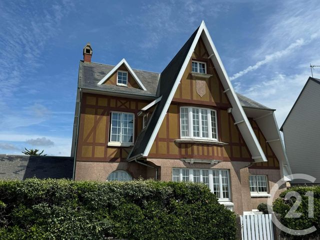 maison à vendre - 10 pièces - 239.4 m2 - AGON COUTAINVILLE - 50 - BASSE-NORMANDIE - Century 21 Royer Immo