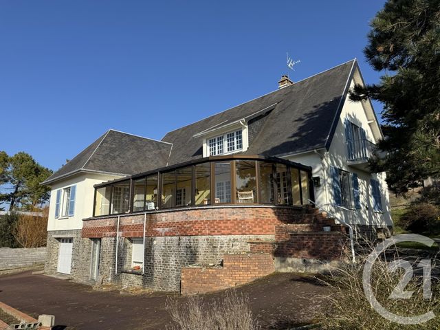 maison à vendre - 8 pièces - 261.23 m2 - AGON COUTAINVILLE - 50 - BASSE-NORMANDIE - Century 21 Royer Immo